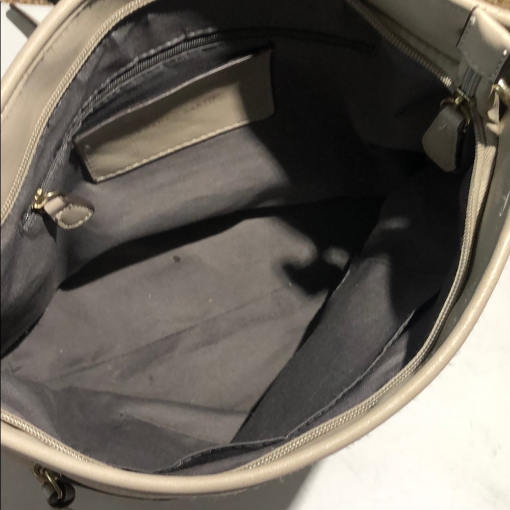 FrancoSarto Large tan  Crossbody / Shoulder Bag with UNIQUE style - Picture 4 of 11